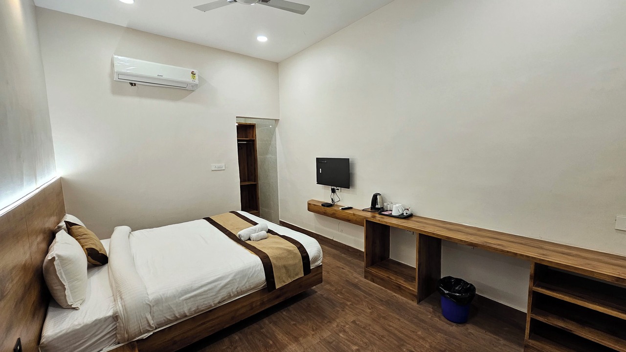Photo of Bedroom in Gwalior