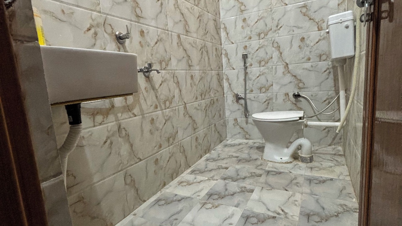 Photo of Bathroom in Naini