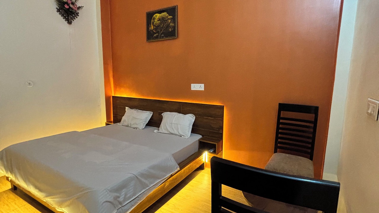 Photo of Bedroom in Naini