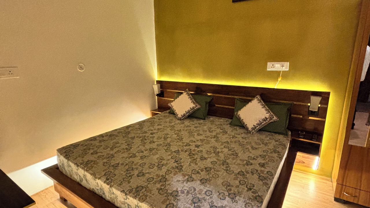 Photo of Bedroom in Naini