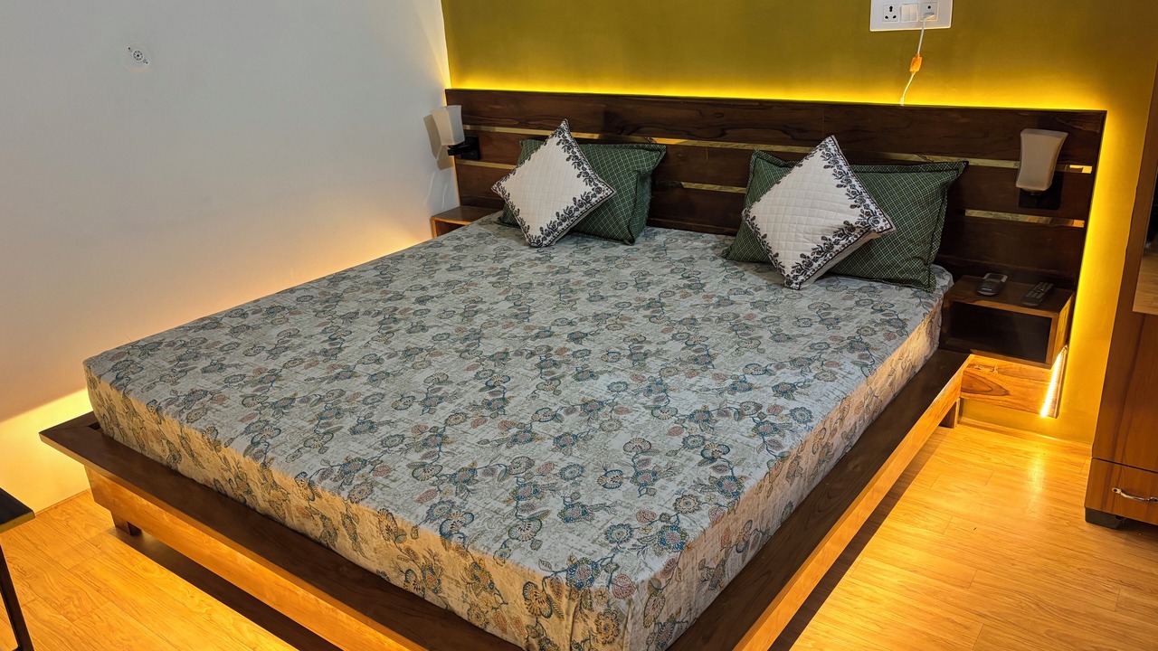 Photo of Bedroom in Naini