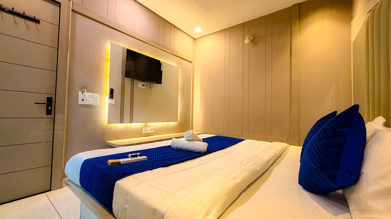 Photo of Bedroom in Mathura