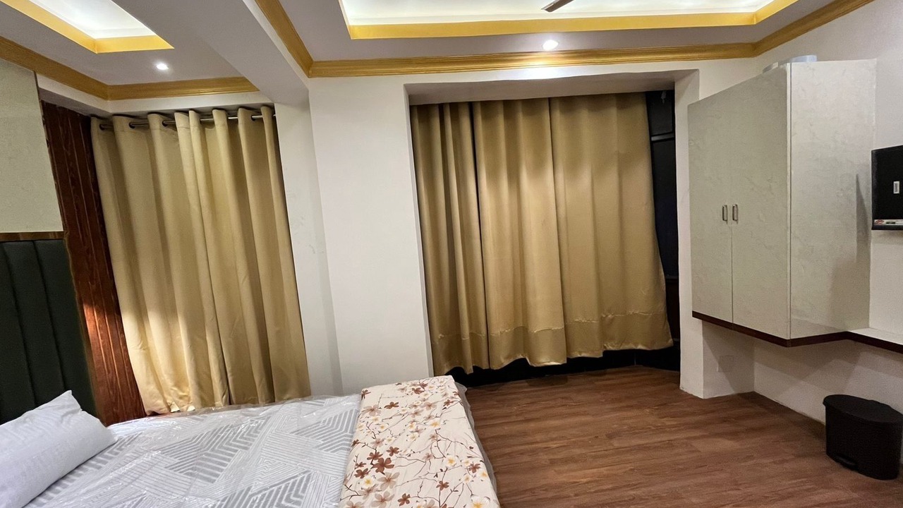 Photo of Bedroom in Ballygunge