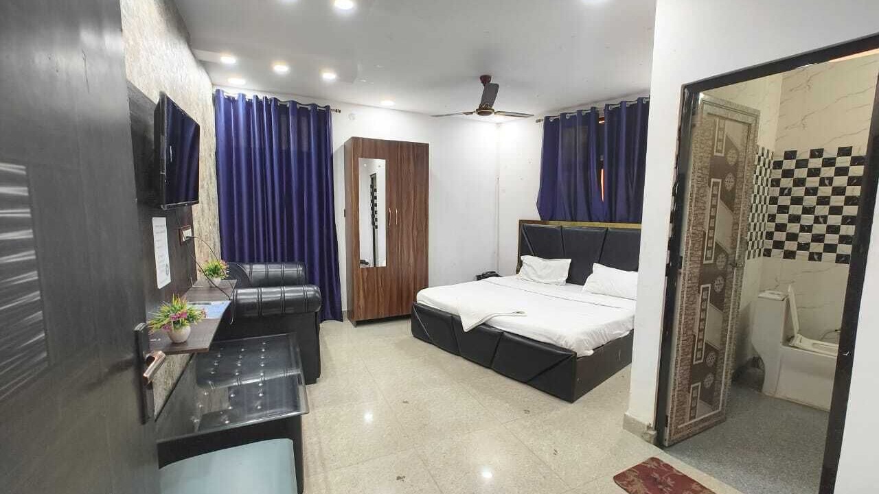 Photo of Bedroom in Bhajanpura