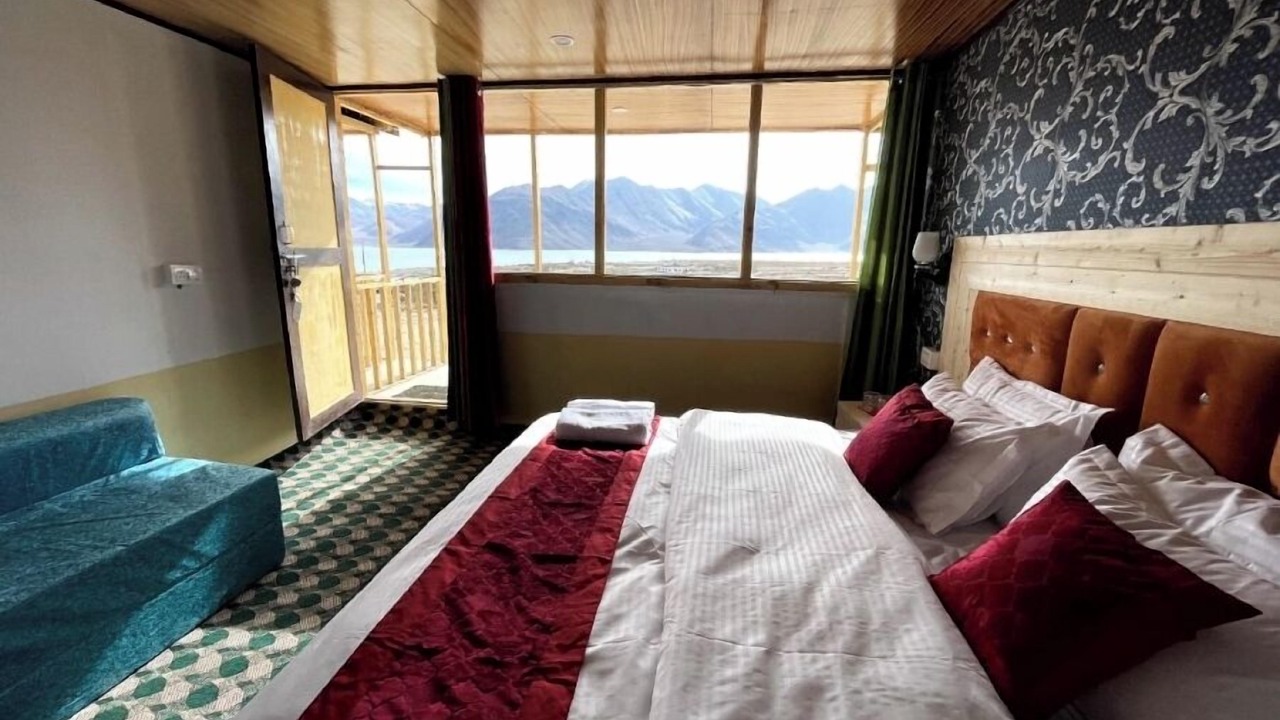 Photo of Bedroom in Man