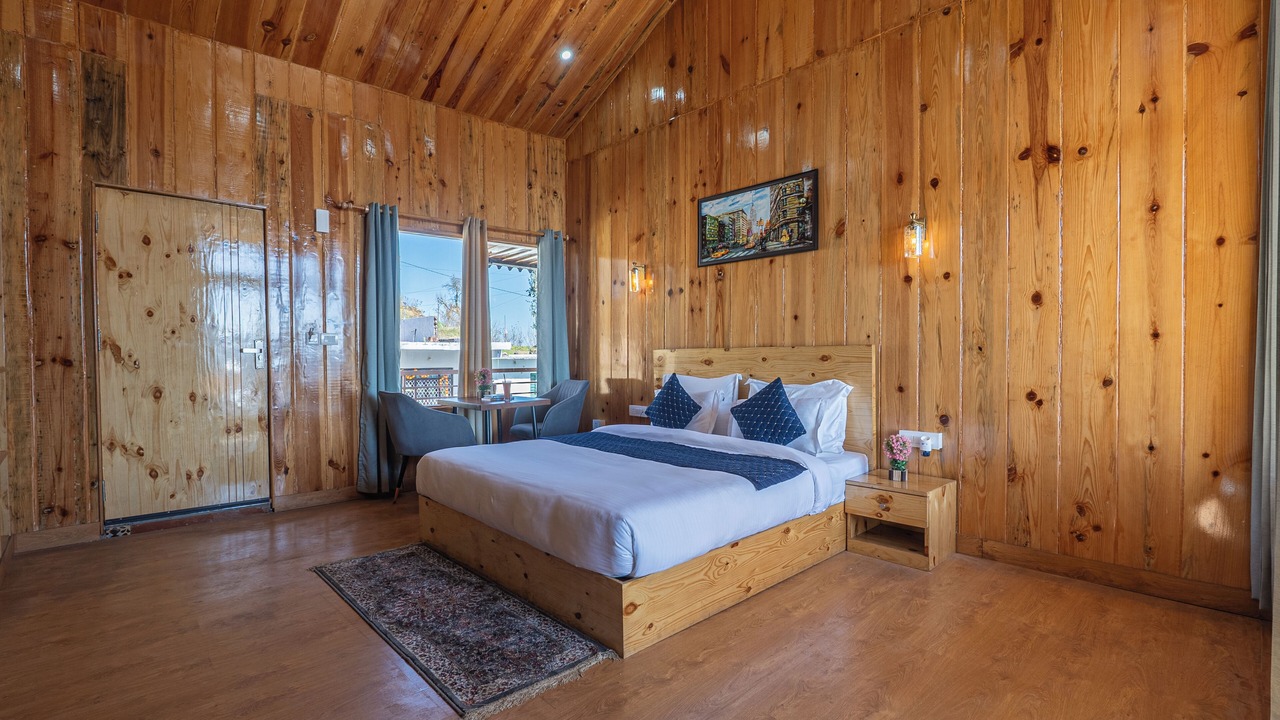 Photo of Bedroom in Mukteshwar