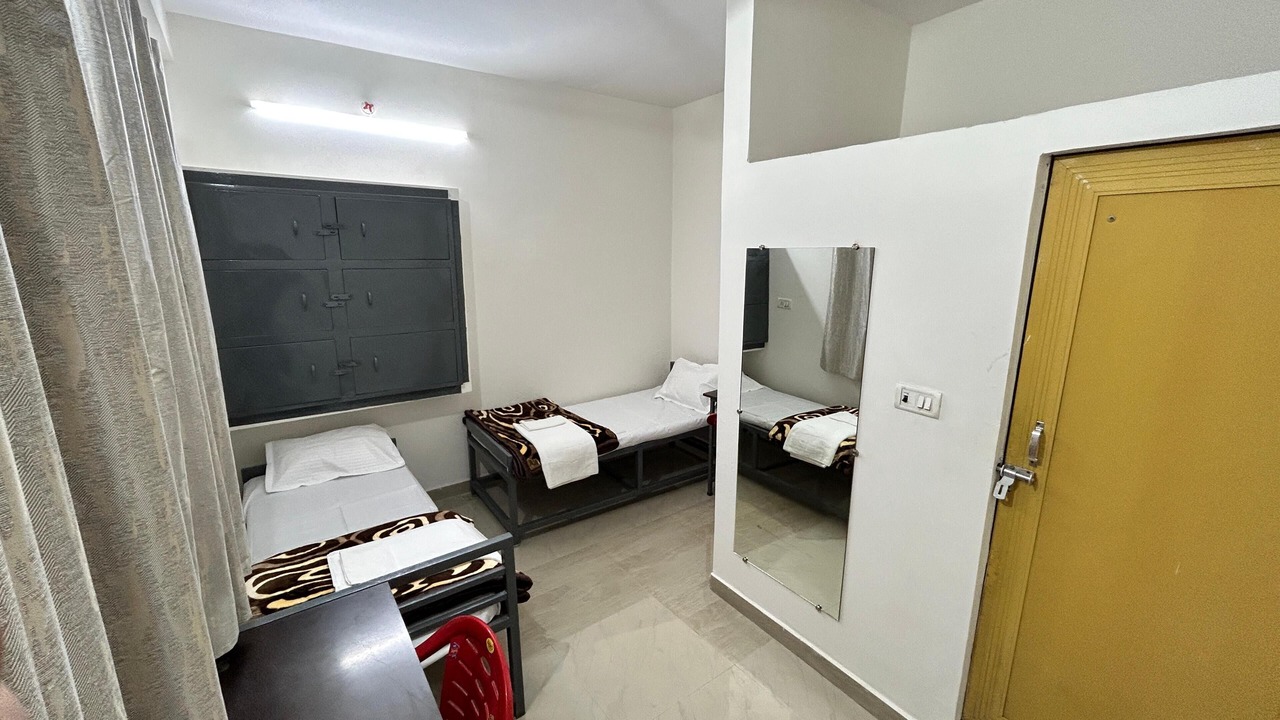 Photo of Bedroom in Allahabad