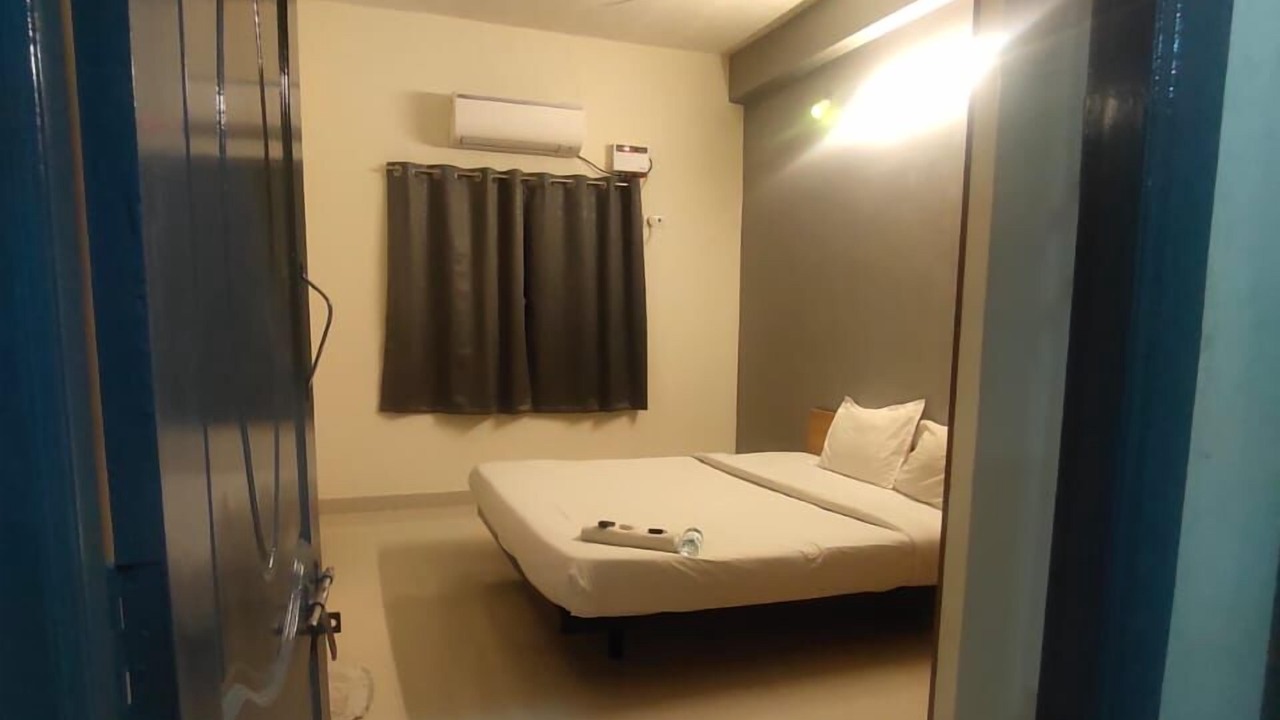 Photo of Bedroom in Porur