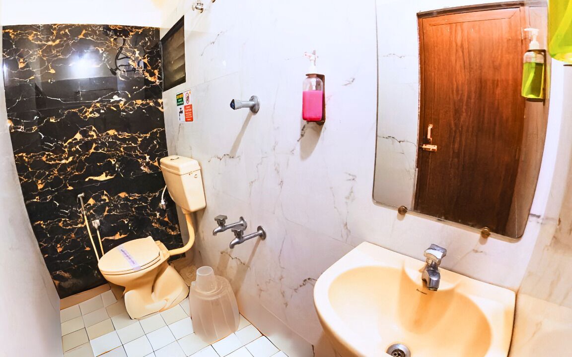 Photo of Bathroom in Porur