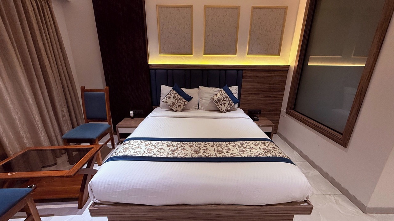 Photo of Bedroom in Amarnath