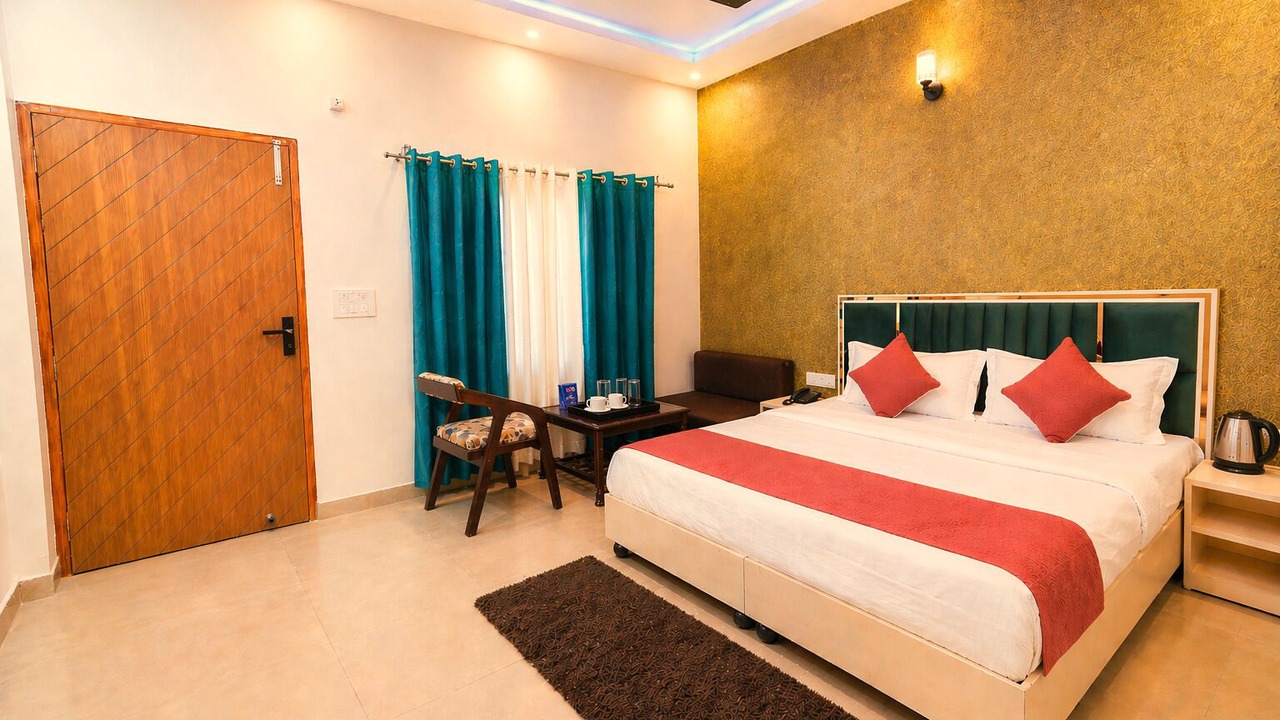Photo of Bedroom in Jogiyana