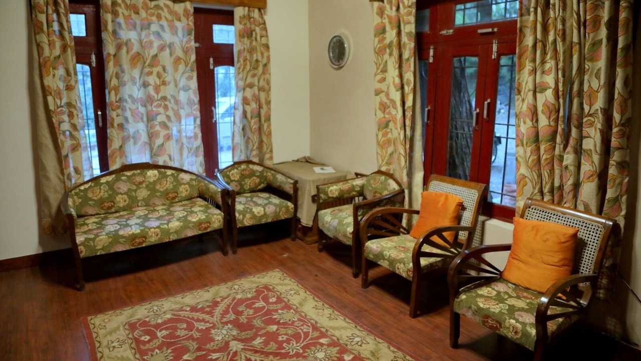 Photo of Livingroom in Nainital