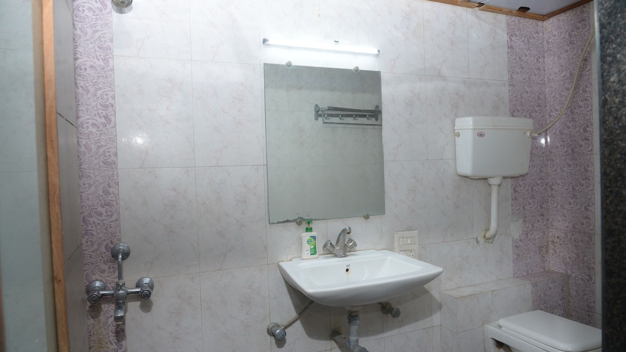 Photo of Bathroom in Nashik Road