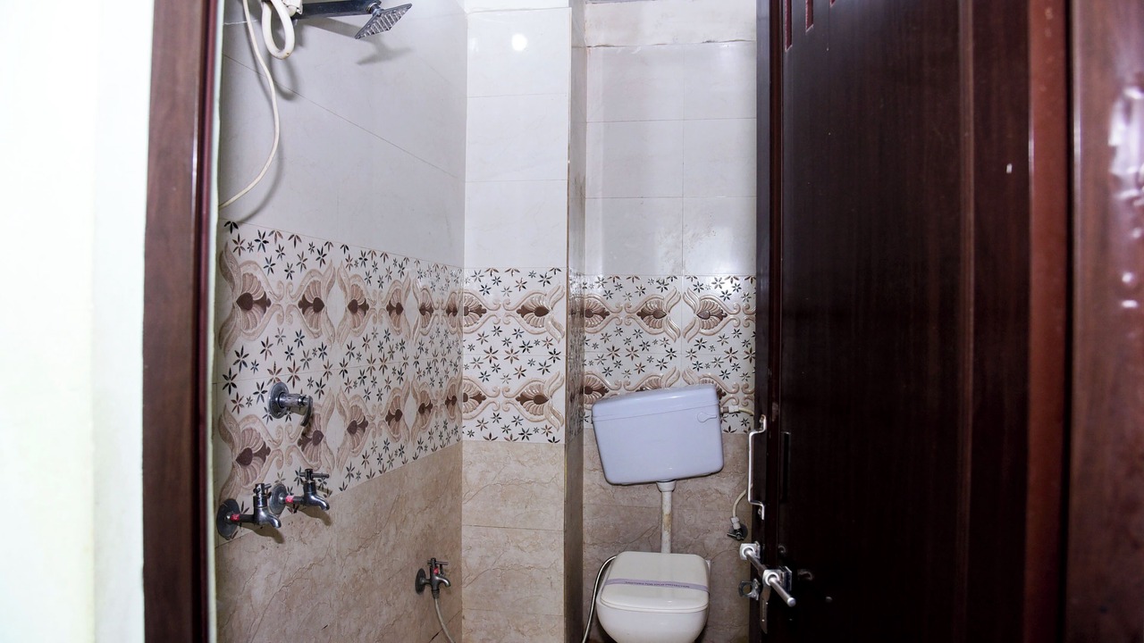 Photo of Bathroom in Naini