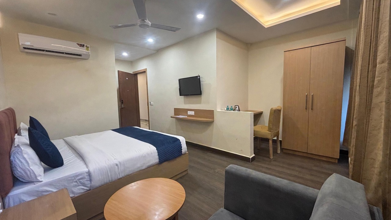 Photo of Bedroom in Gwalior