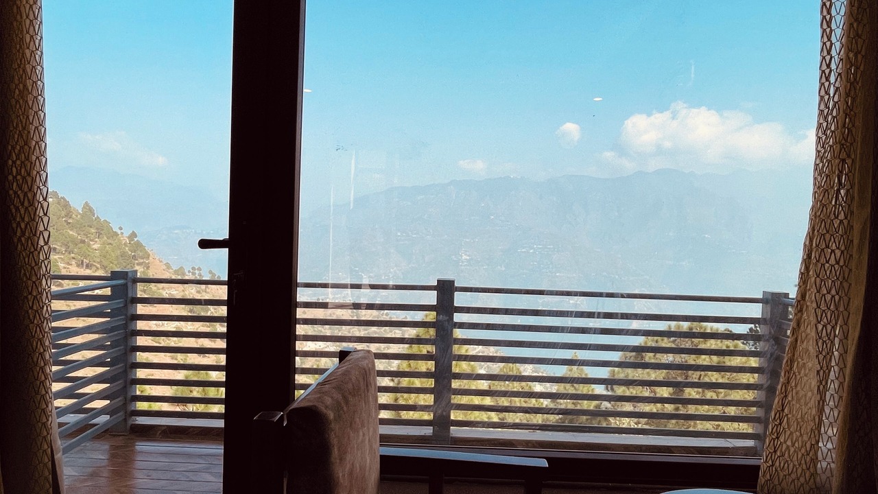 Photo of Patio Balcony in Tehri