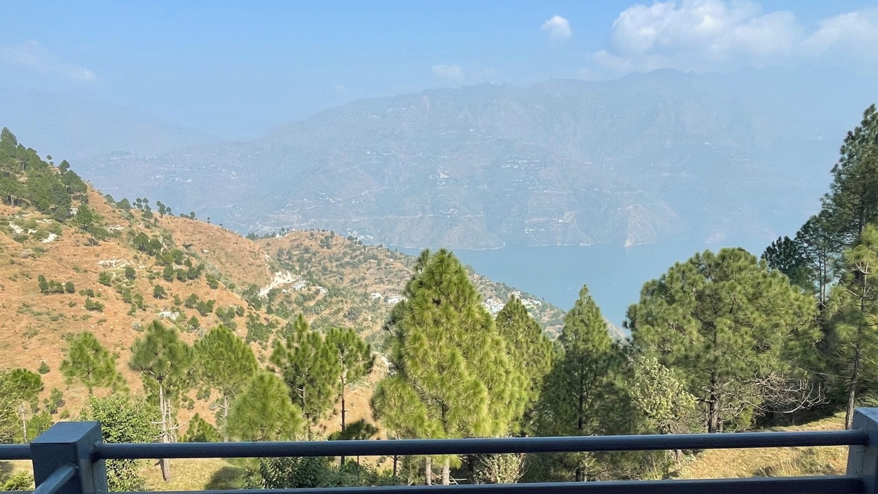 Photo of Patio Balcony in Tehri