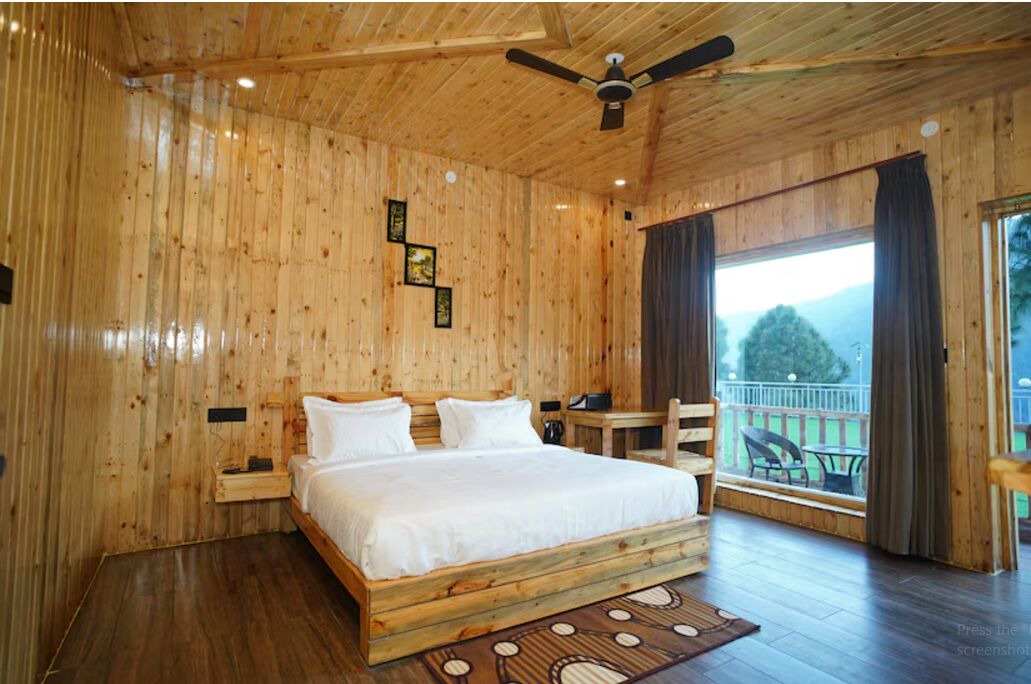 Photo of Bedroom in Lansdowne