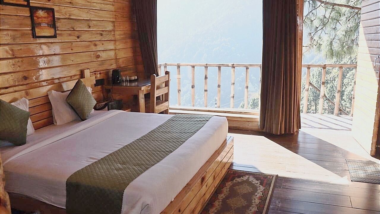 Photo of Bedroom in Lansdowne