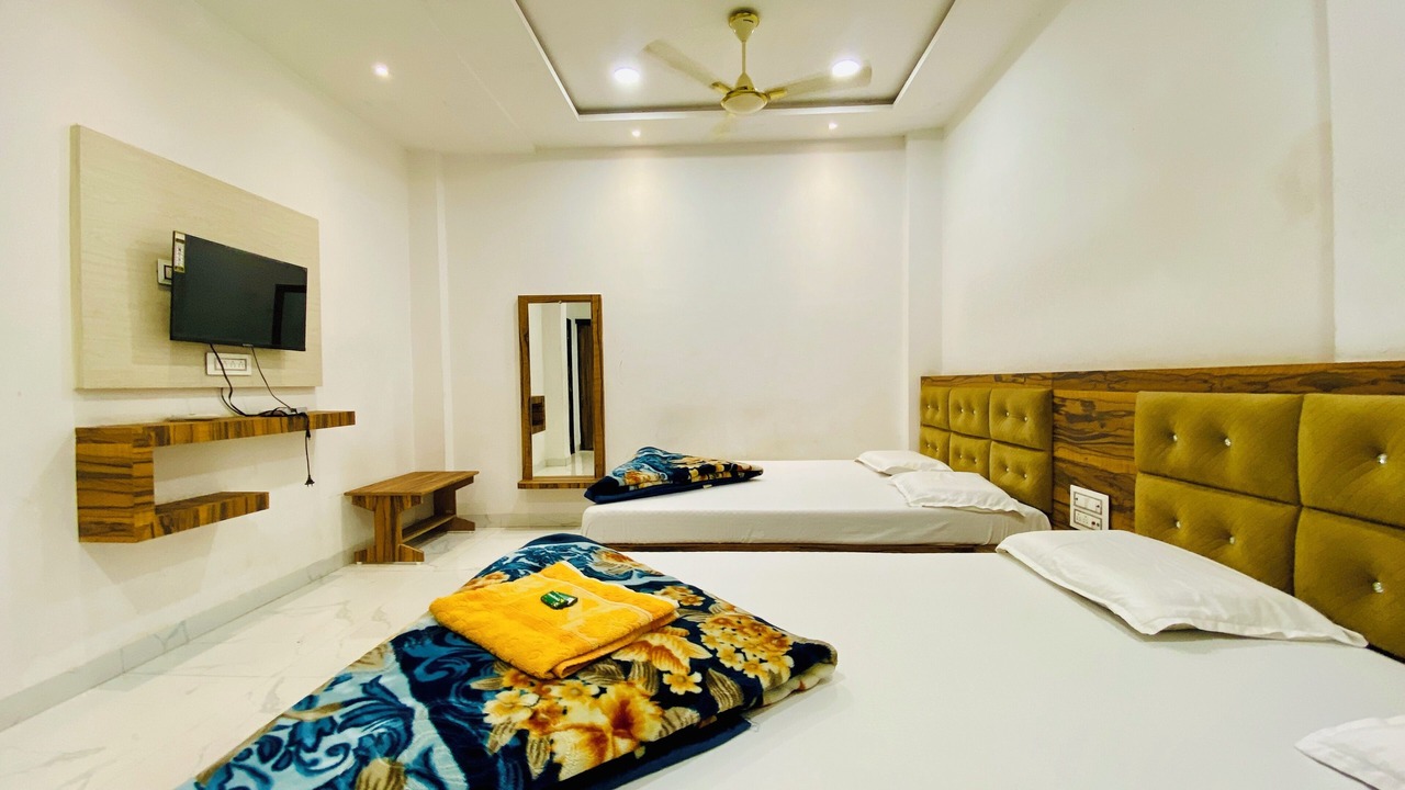 Photo of Bedroom in Omkareshwar