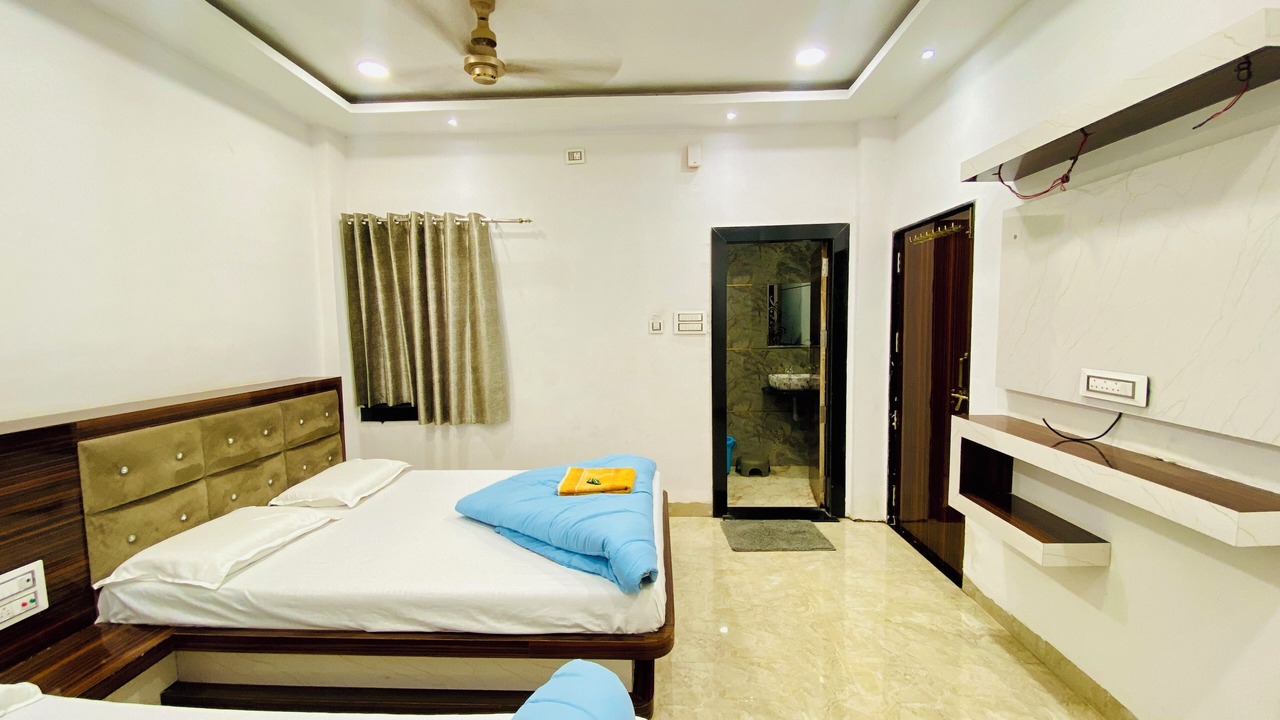 Photo of Bedroom in Omkareshwar