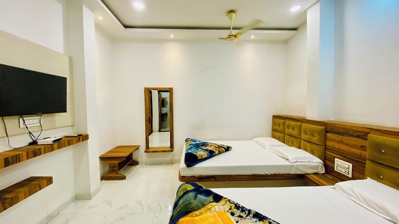 Photo of Bedroom in Omkareshwar