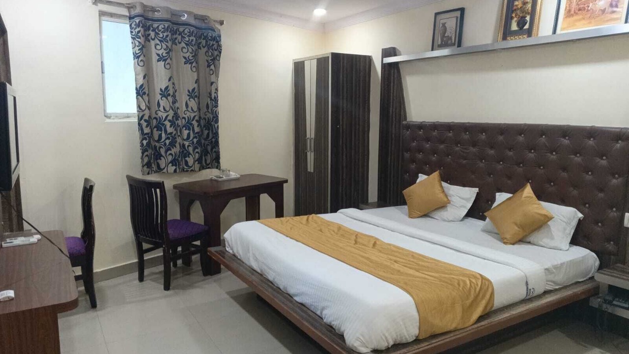 Photo of Bedroom in Lakdi Ka Pul