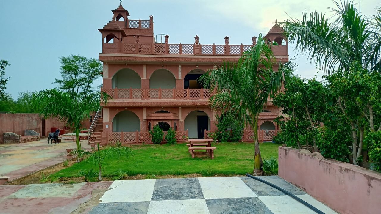 Photo of Patio Balcony in Village Hokra