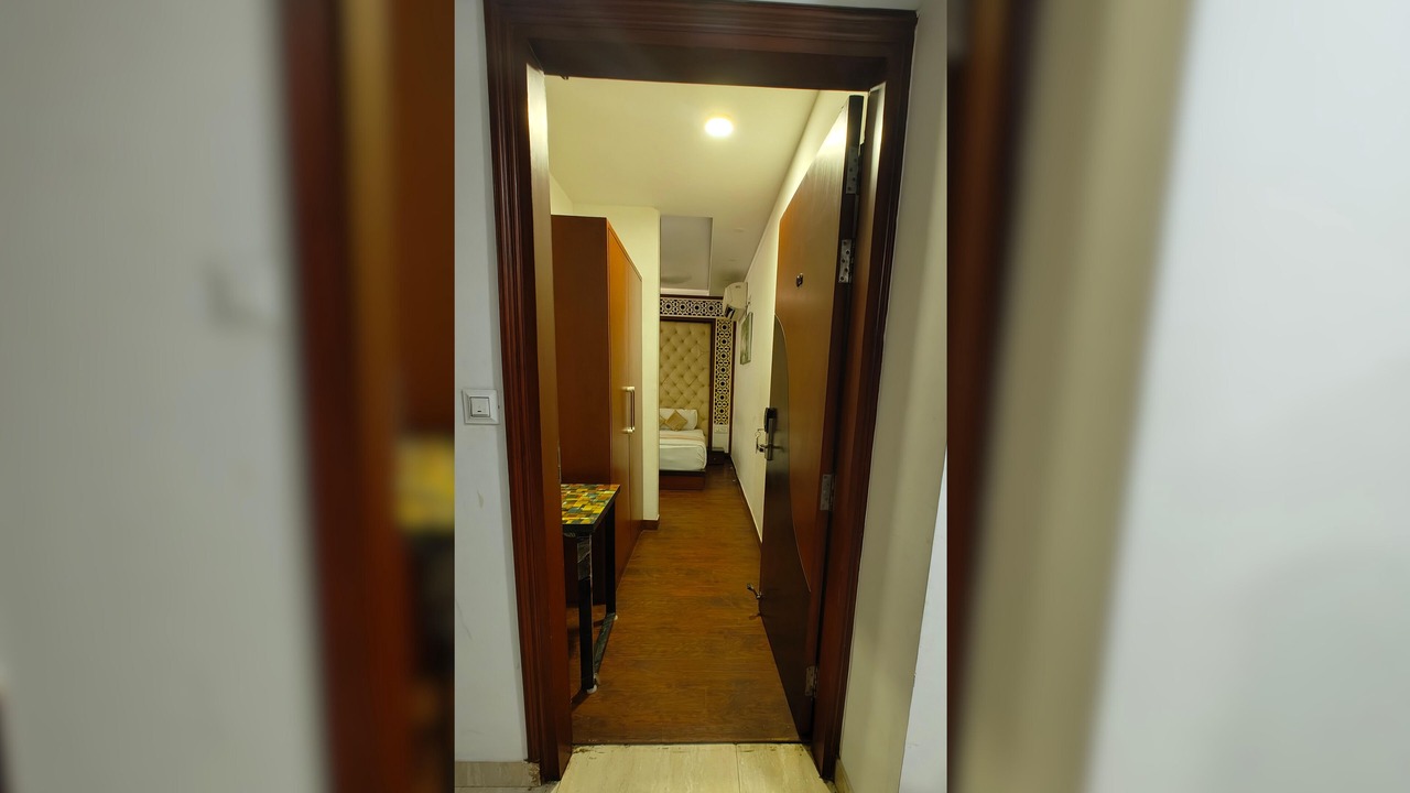 Photo of Bedroom in Dariyaganj