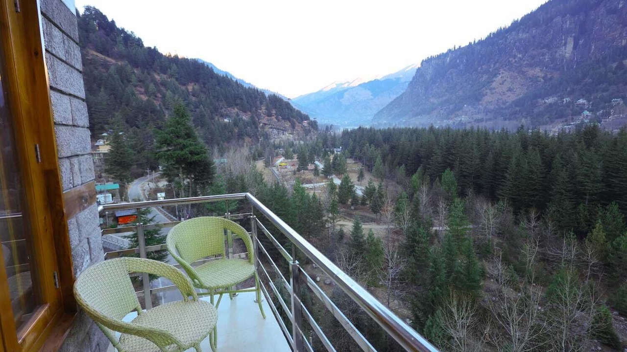 Photo of Patio Balcony in Old Manali