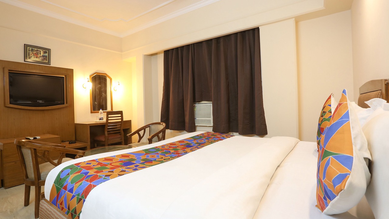 Photo of Bedroom in Sushant Lok