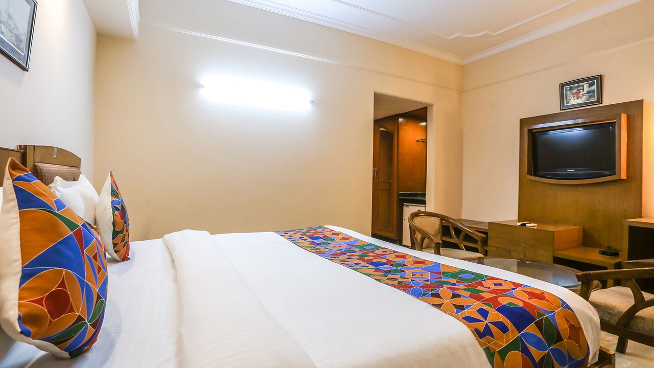 Photo of Bedroom in Sushant Lok
