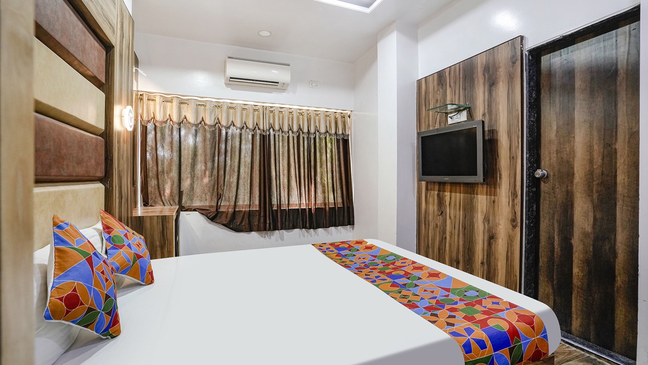 Photo of Bedroom in Daulatabad
