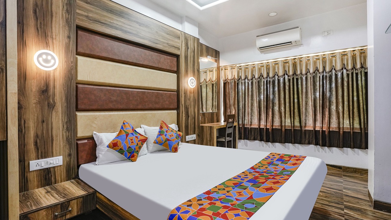 Photo of Bedroom in Daulatabad