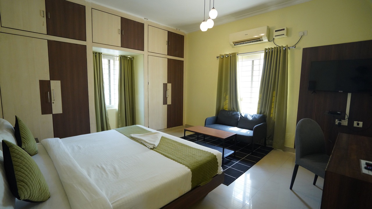 Photo of Bedroom in HITEC City