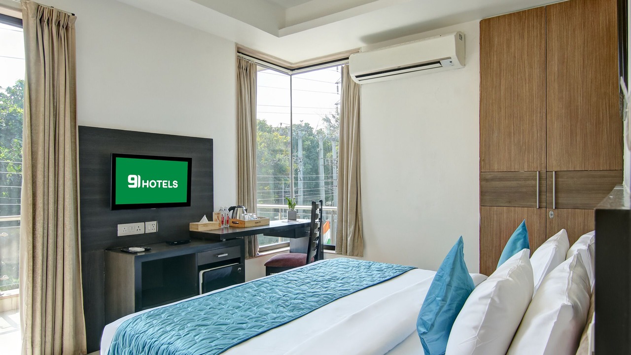 Photo of Bedroom in Sector 39