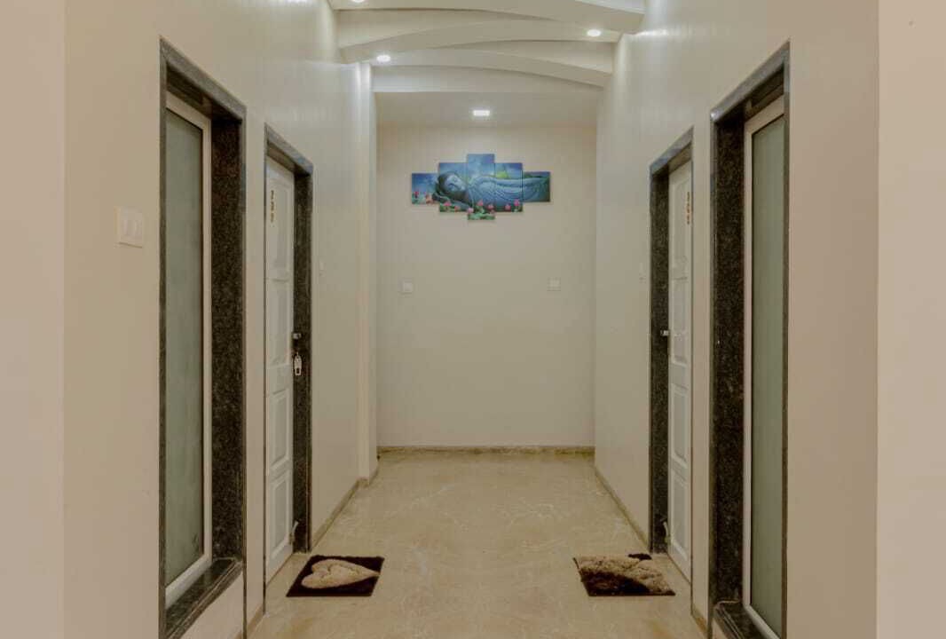 Photo of Livingroom in Bhilar