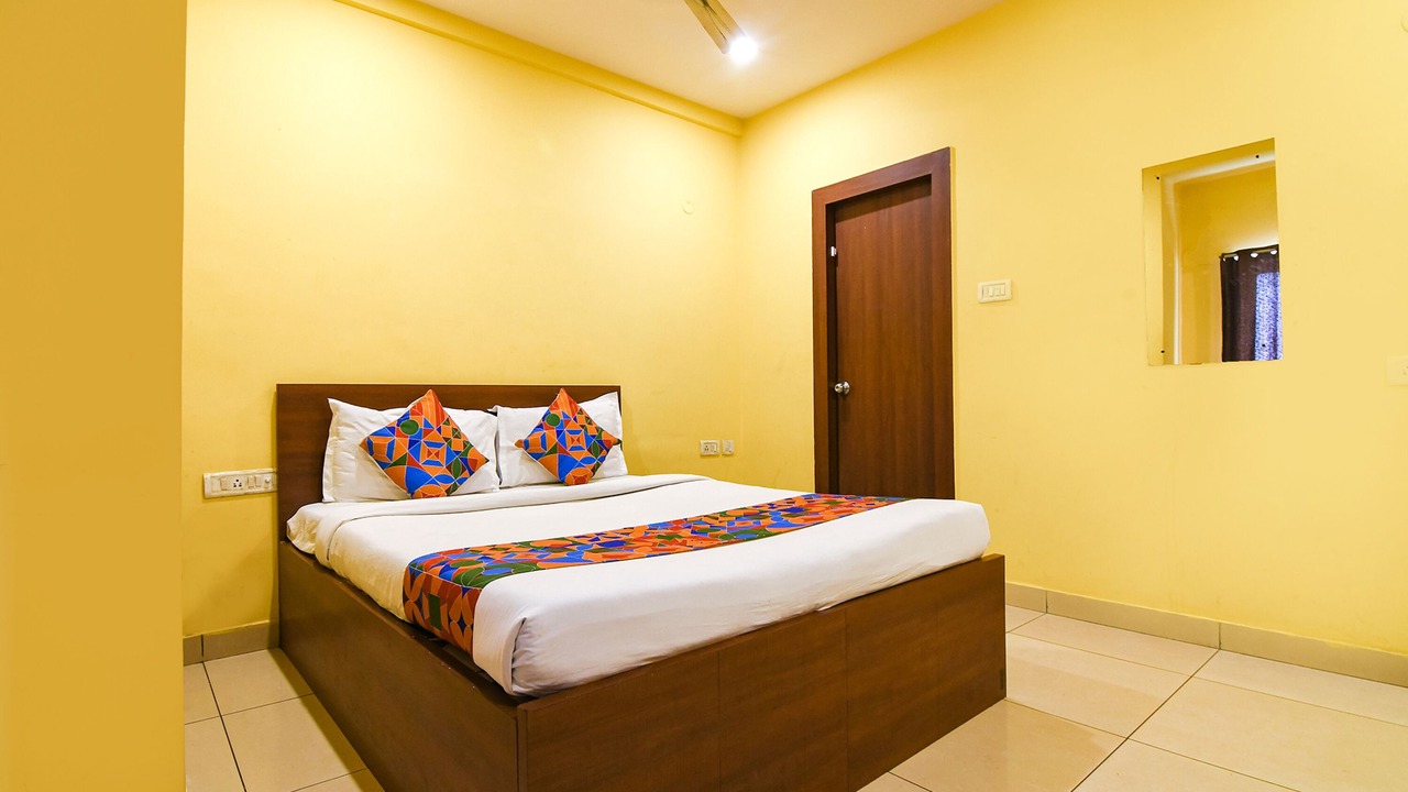 Photo of Bedroom in Dumdum