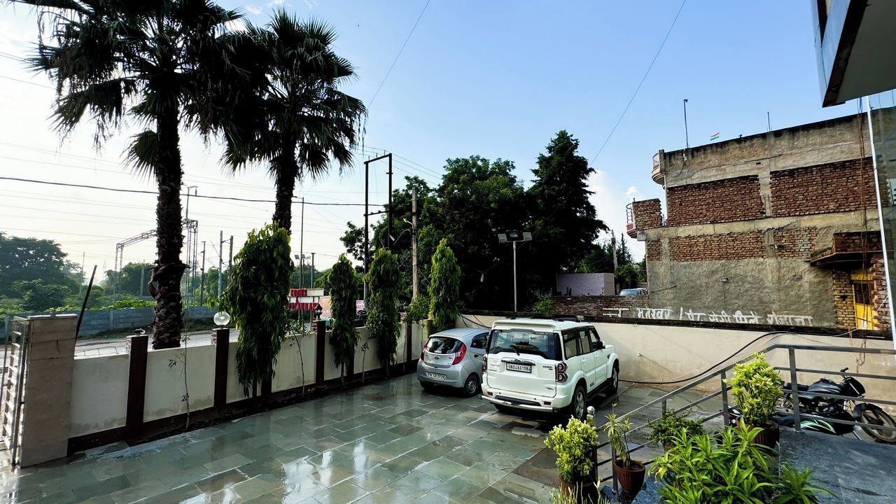 Photo of Outdoor in Mathura