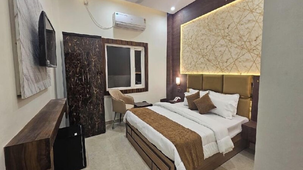 Photo of Bedroom in Varanasi