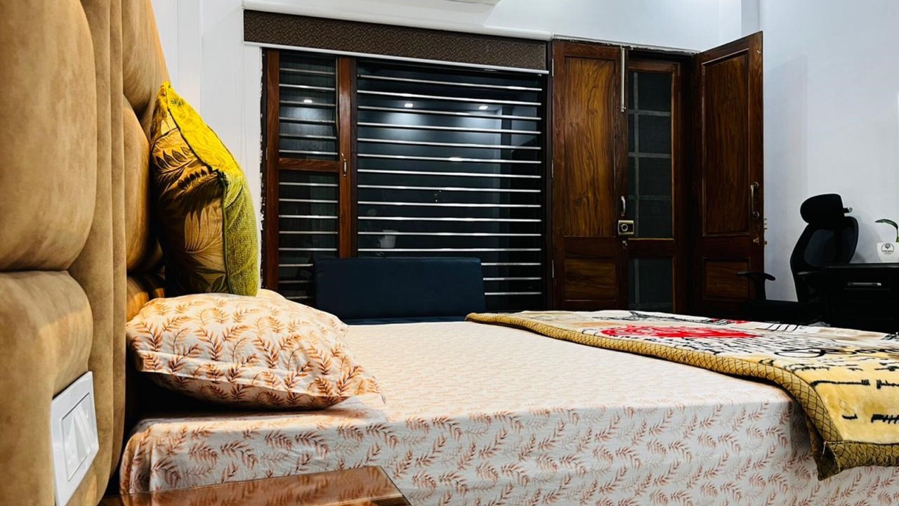 Photo of Bedroom in Mayapur