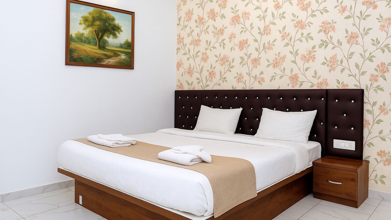 Photo of Bedroom in Tuljapur