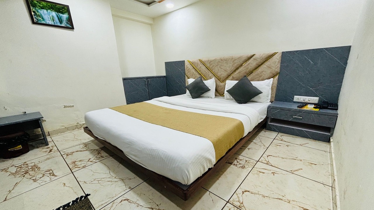 Photo of Bedroom in Ahmedabad