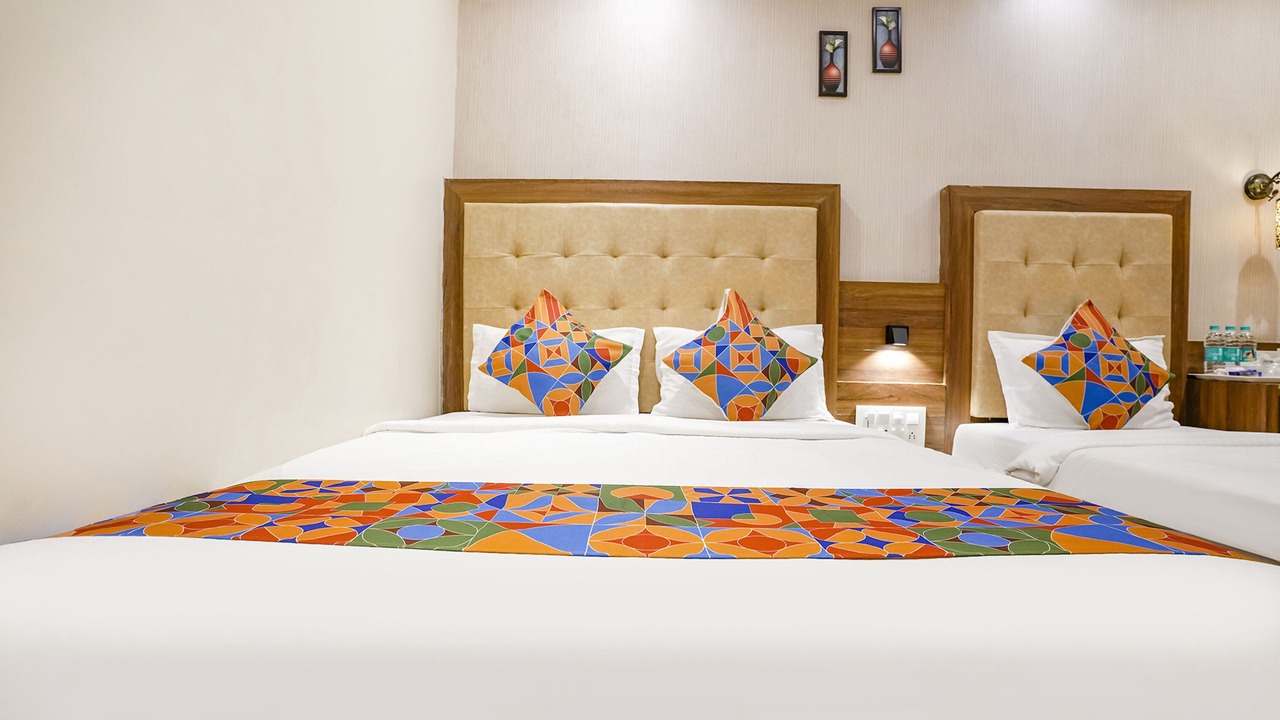 Photo of Bedroom in Prabhadevi