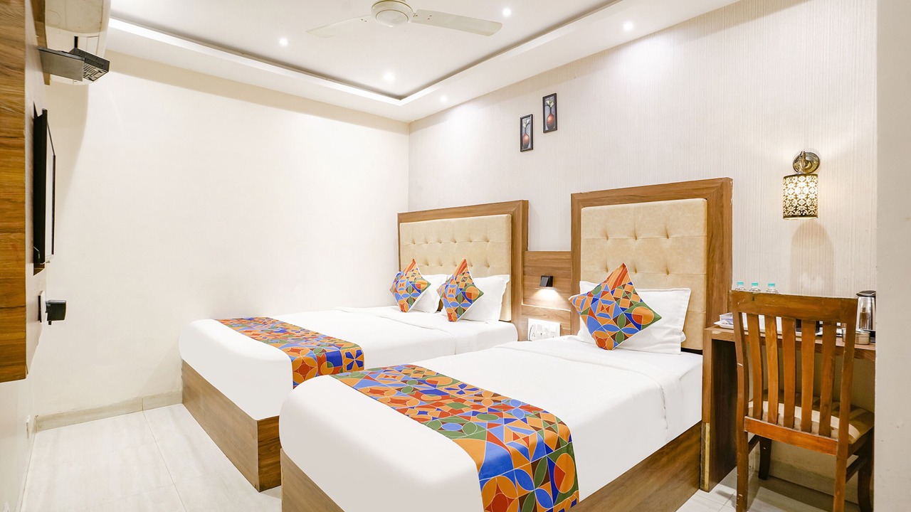 Photo of Bedroom in Prabhadevi