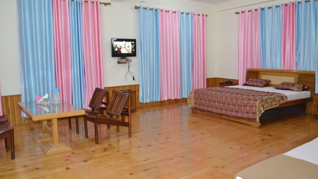 Photo of Bedroom in Munsyari