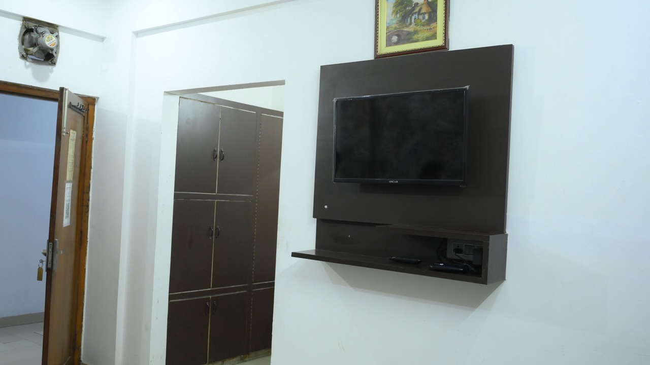 Photo of Bedroom in Bareilly
