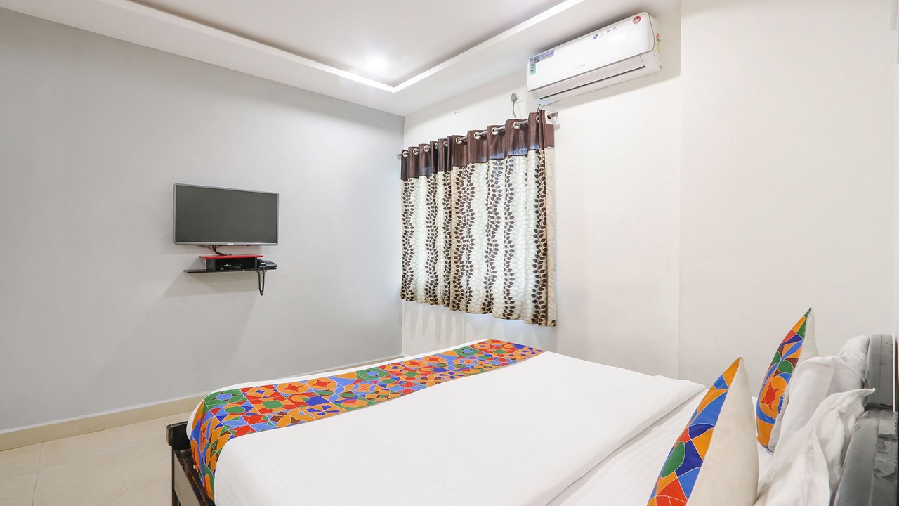 Photo of Bedroom in Begumpet