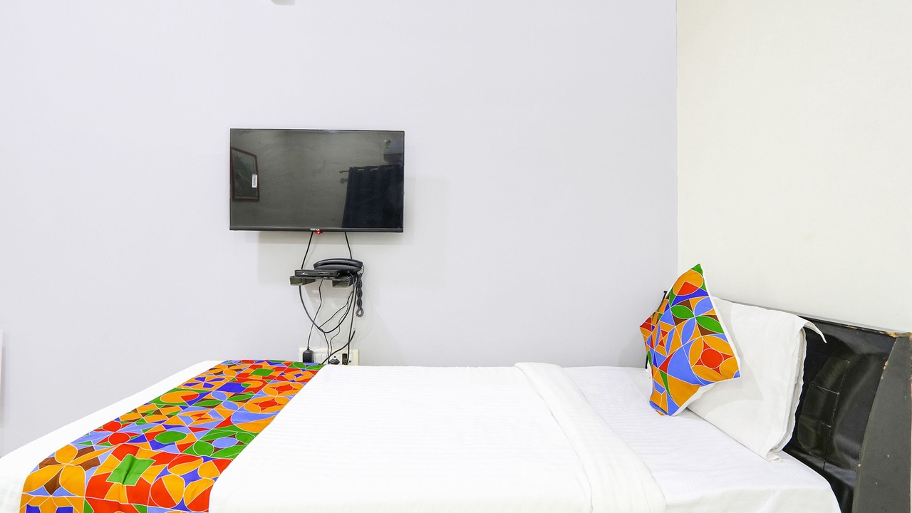 Photo of Bedroom in Kukatpally Housing Board Colony