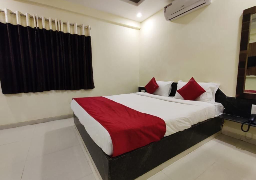 Photo of Bedroom in Mahabaleshwar